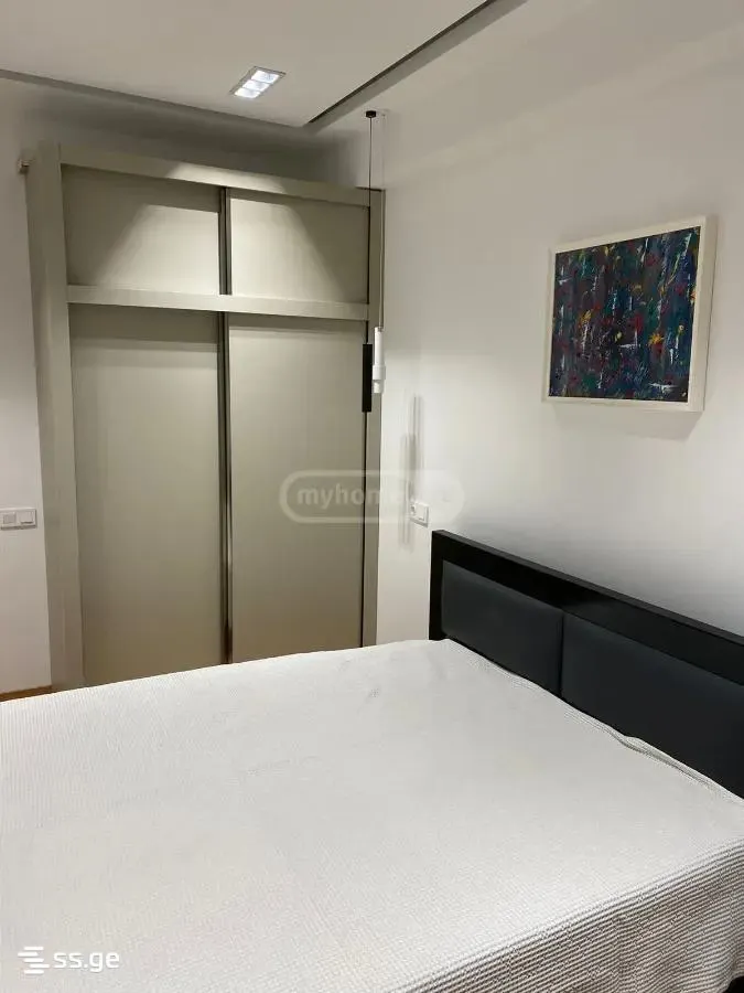 Apartment, 2-room, 60 m²