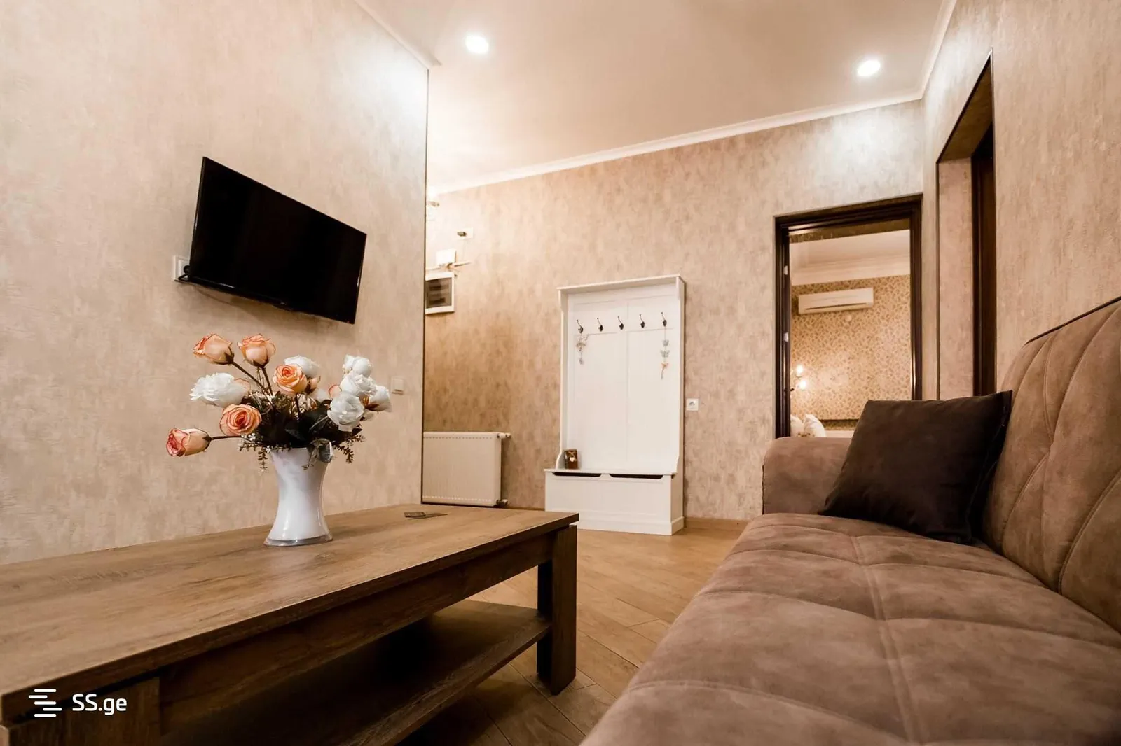Квартира, 3-комн., 80 м²