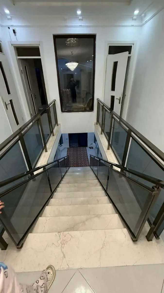 Квартира, 5-комн., 200 м²