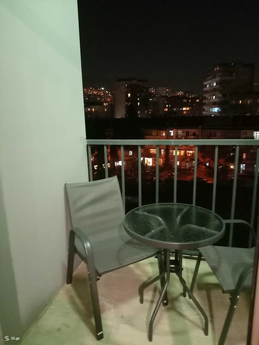 ბინა, 1-ოთახიანი, 40 მ², Pekini Plaza