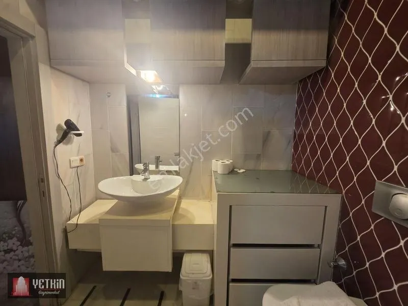 Apartment, 2-room, 65 m²