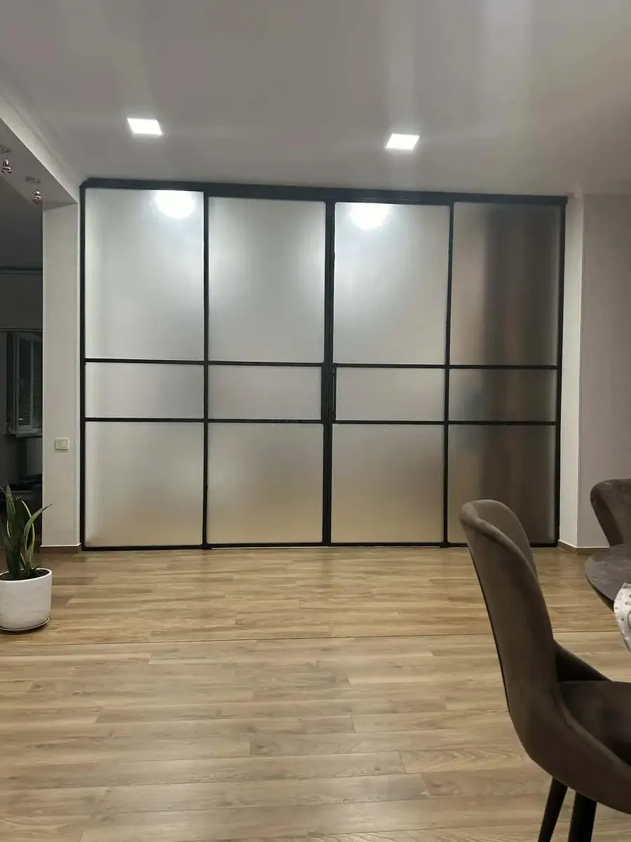 Дом, 7-комн., 330 м²