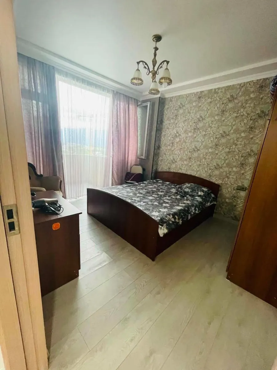 Квартира, 3-комн., 72 м²