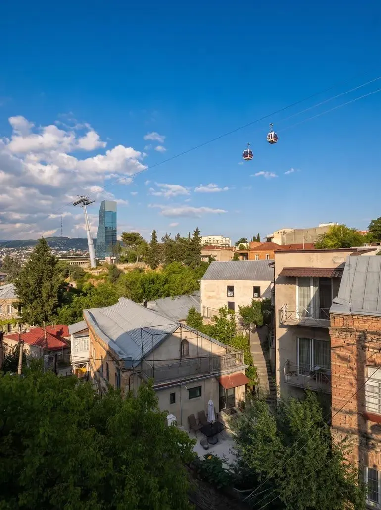 Дом, 5-комн., 250 м²