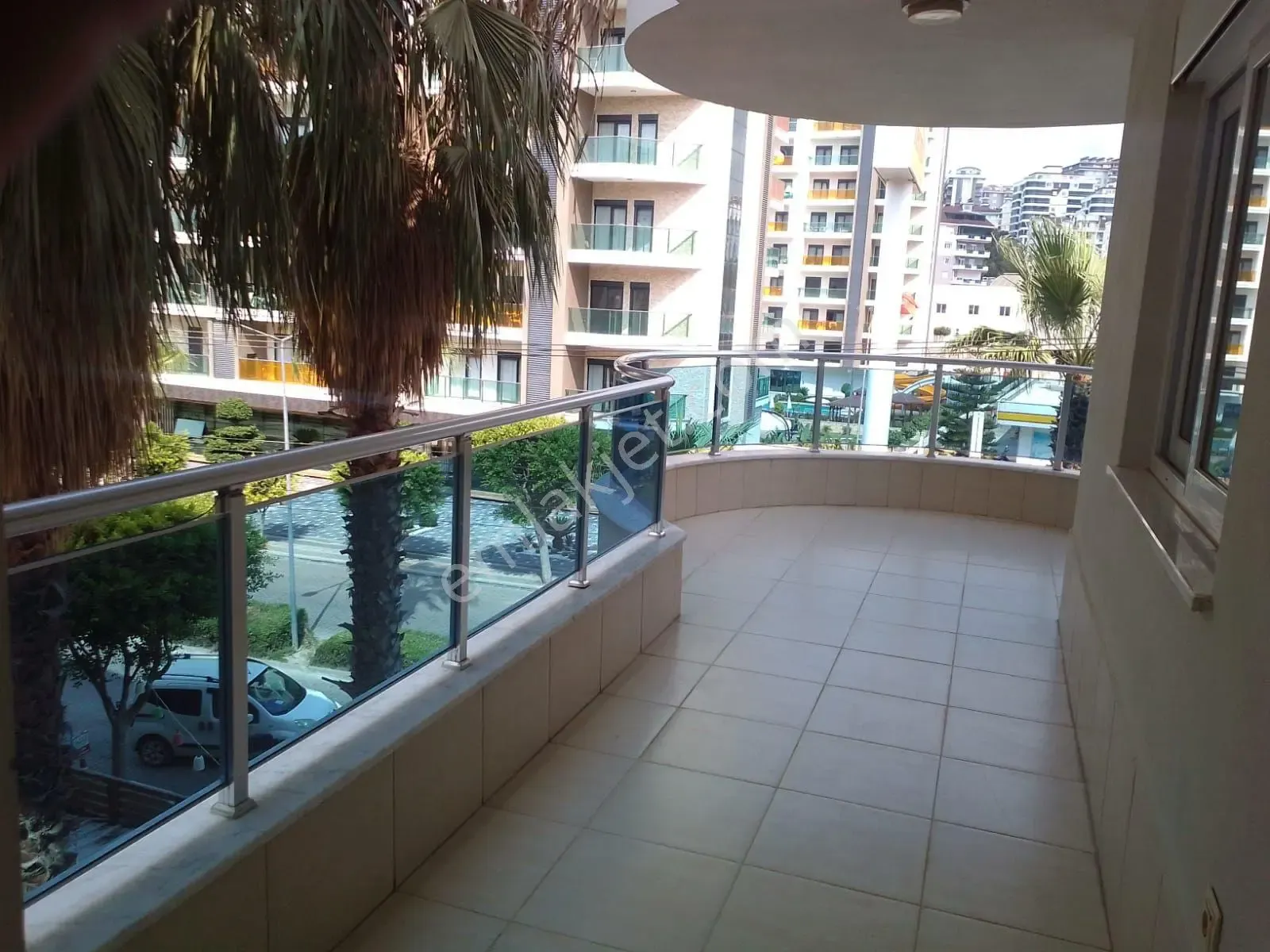 Apartment, 3-room, 120 m²