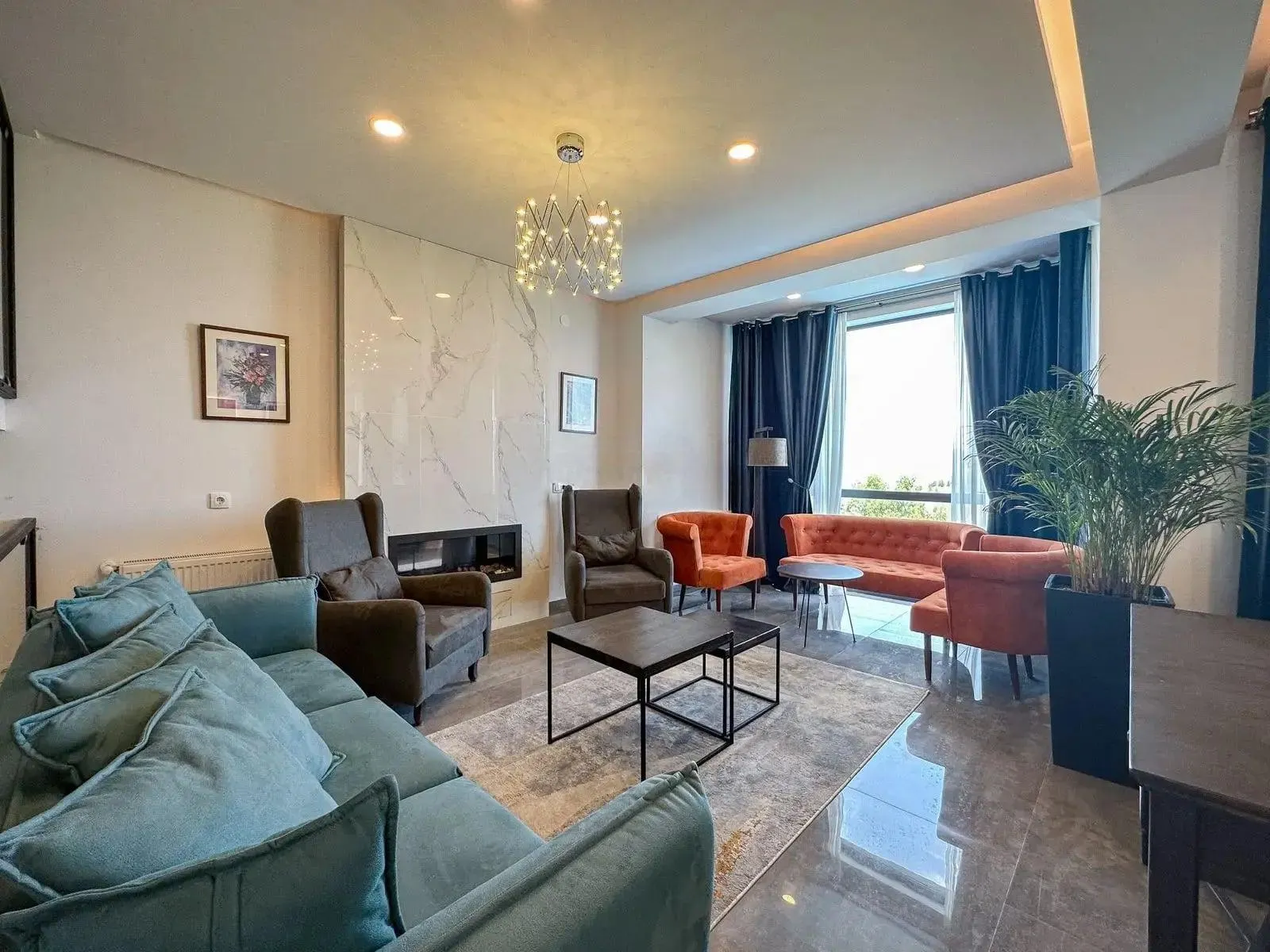 House, 9-room, 280 m²
