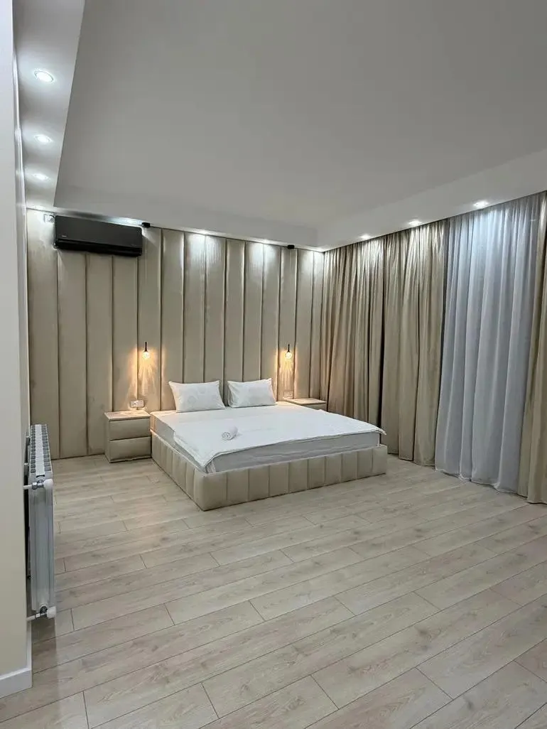 House, 5-room, 450 m², Vefkhistkaosani St, 54/1-2, Davari St, 37
