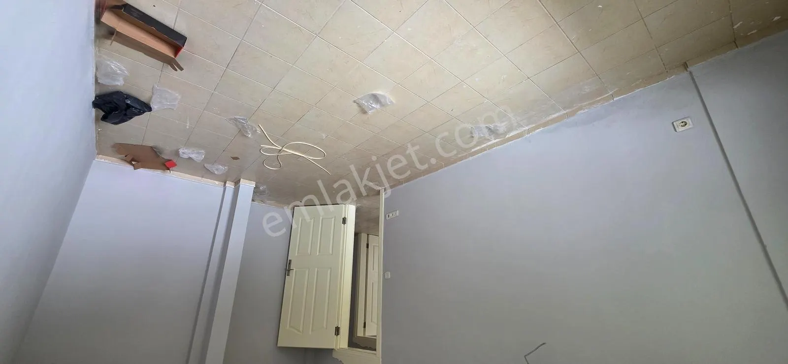 Apartment, 4-room, 120 m², Karbeyaz Sitesi
