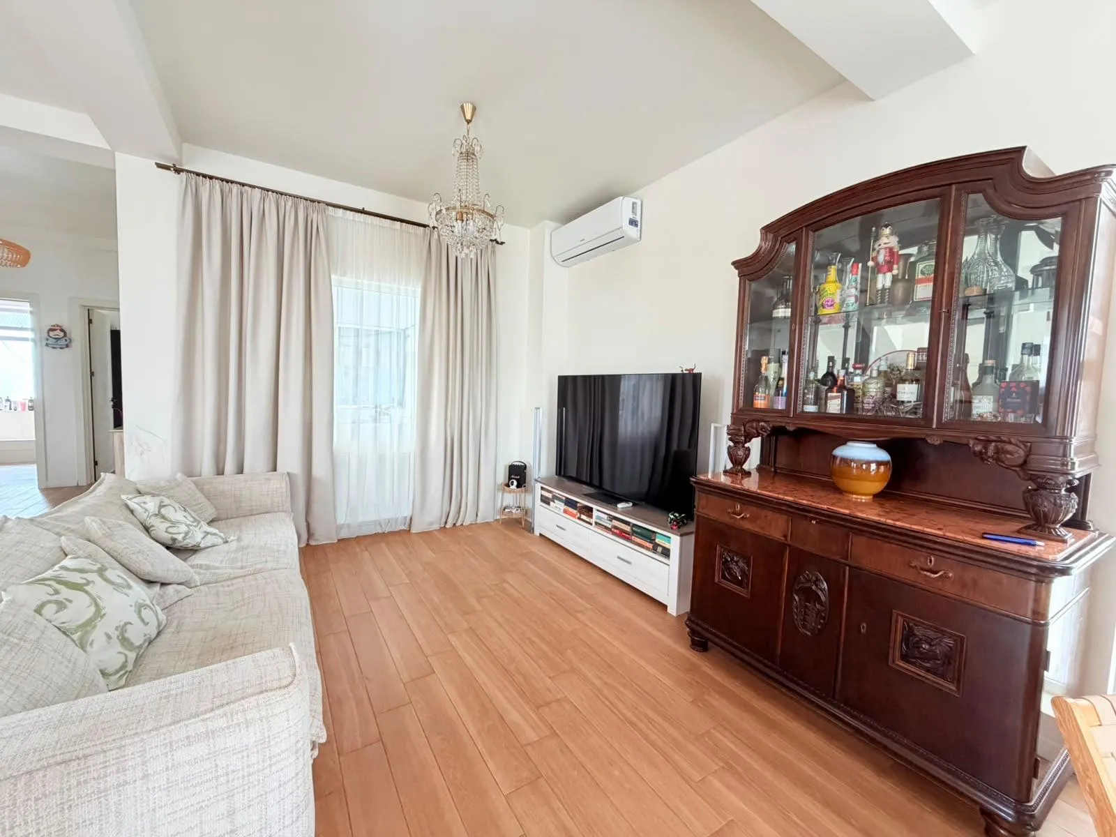 House, 5-room, 192 m²