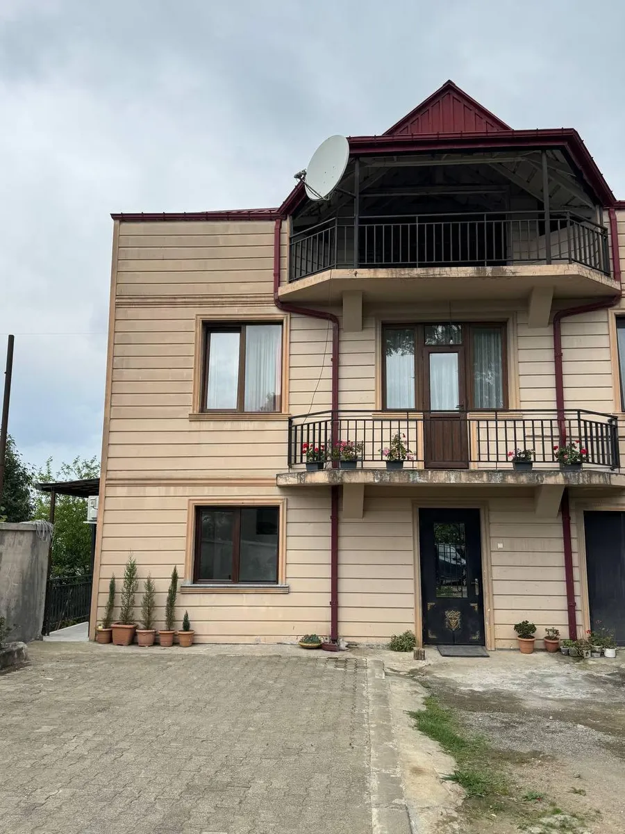 House, 2-room, 45 m²