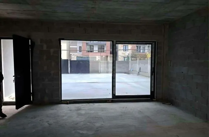 House, 5-room, 280 m²