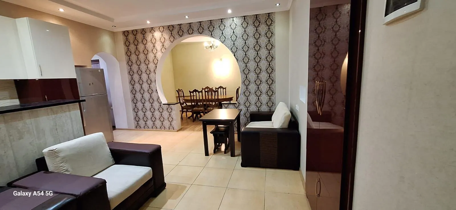 Квартира, 4-комн., 84 м²