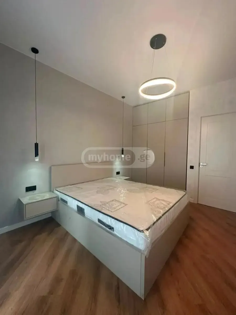 Квартира, 2-комн., 56.5 м²