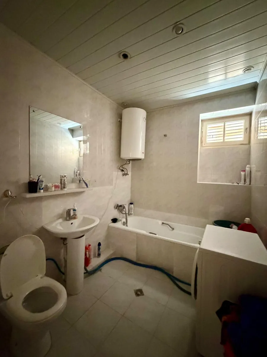 Дом, 5-комн., 400 м²