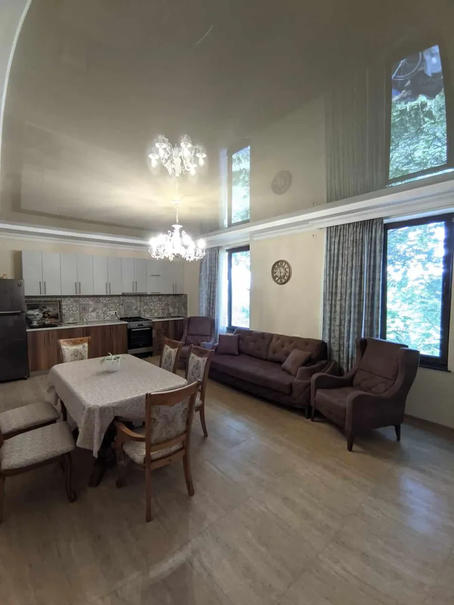 Квартира, 2-комн., 60 м²