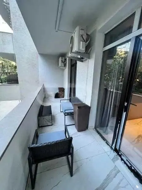 Квартира, 2-комн., 80 м²