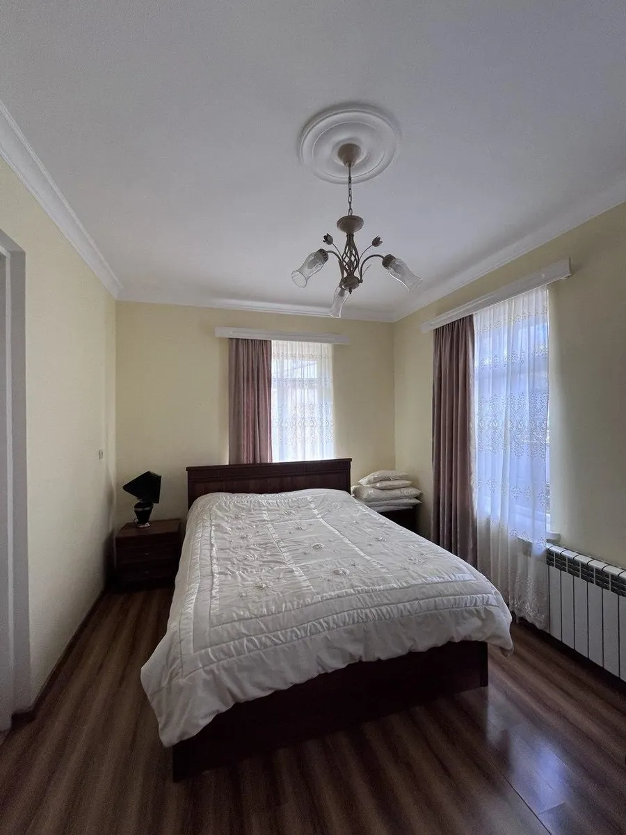 House, 5-room, 576 m²