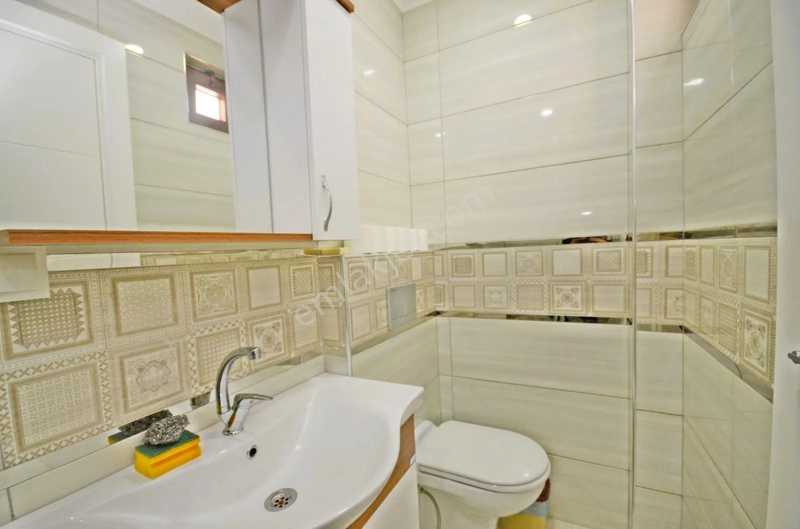 Apartment, 3-room, 105 m²