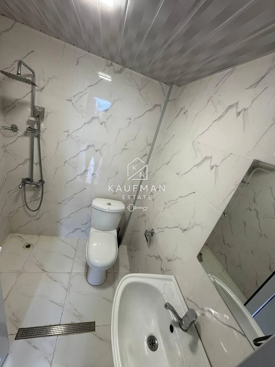 House, 2-room, 45 m²