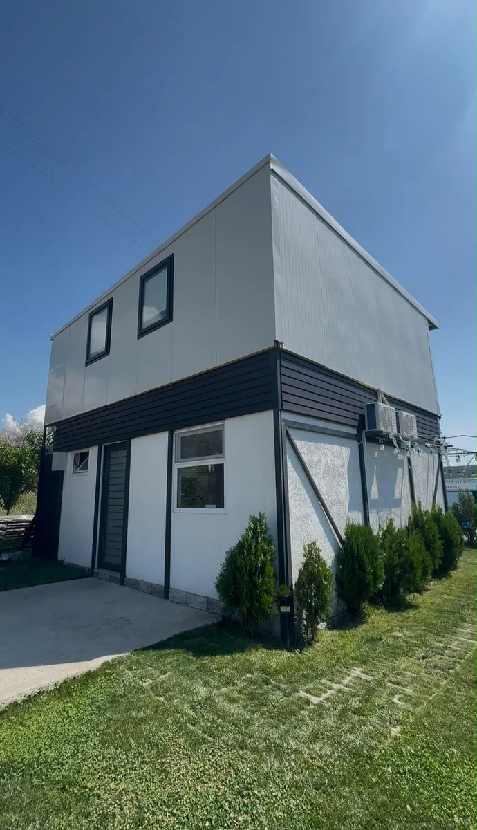 Дом, 5-комн., 250 м²