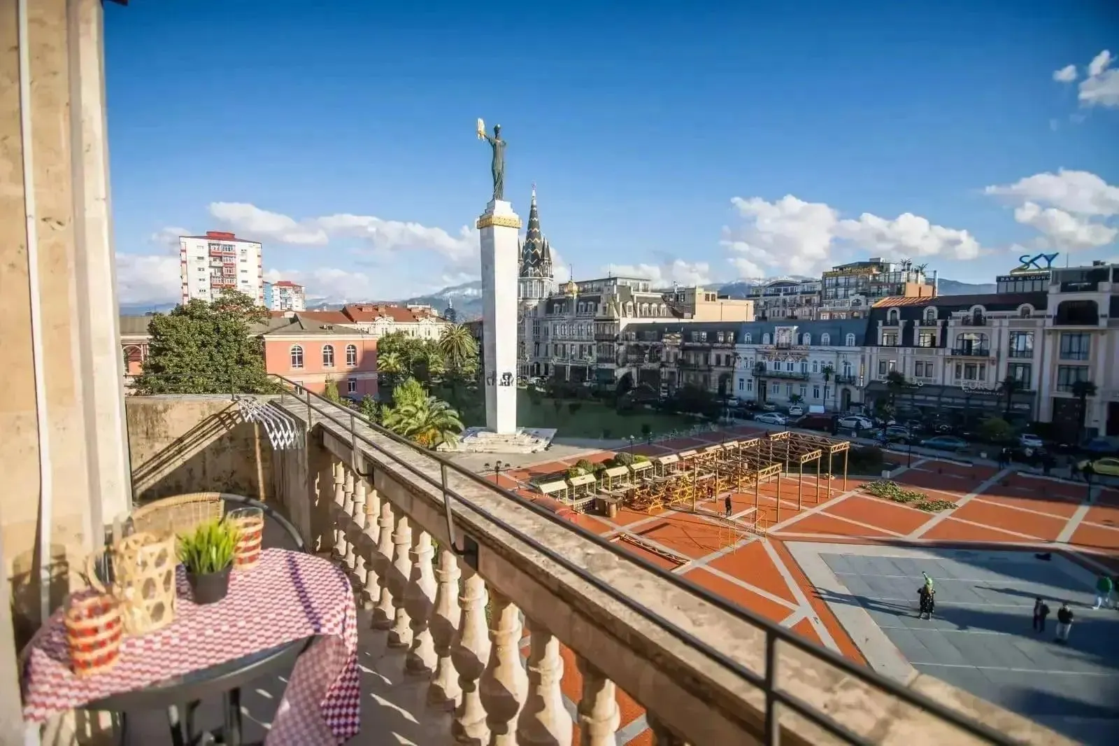 Квартира, 3-комн., 95 м²