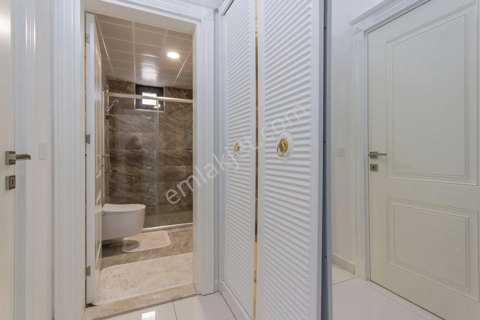 Apartment, 3-room, 115 m²