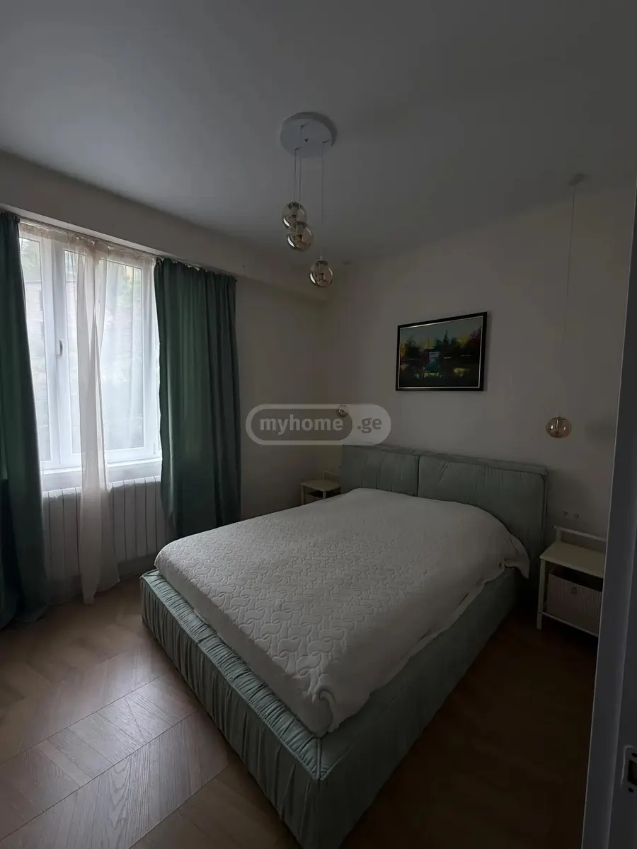 Квартира, 3-комн., 114 м²