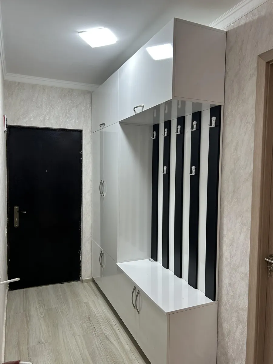 Квартира, 3-комн., 70 м², Nev Tower