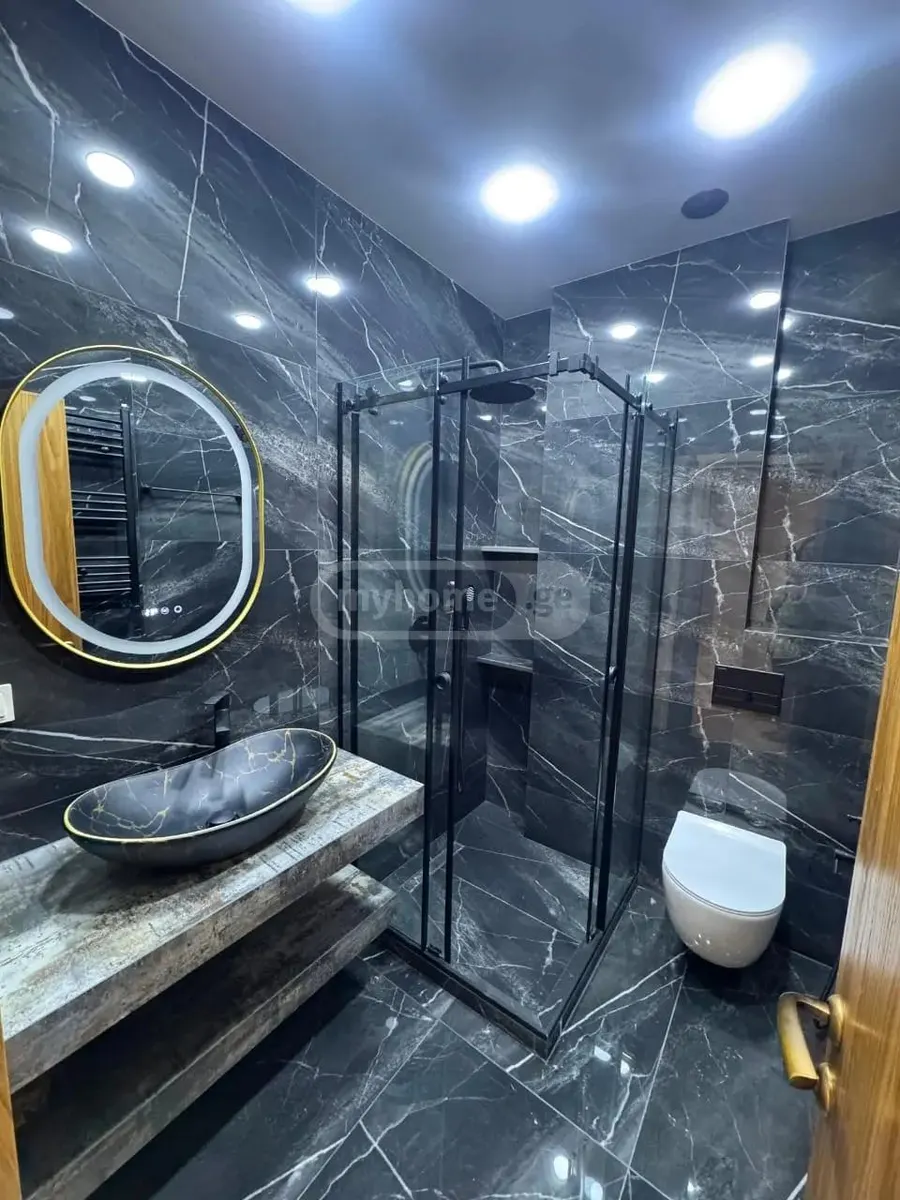 Квартира, 1-комн., 76 м²