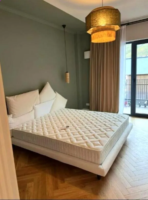 Квартира, 3-комн., 110 м²