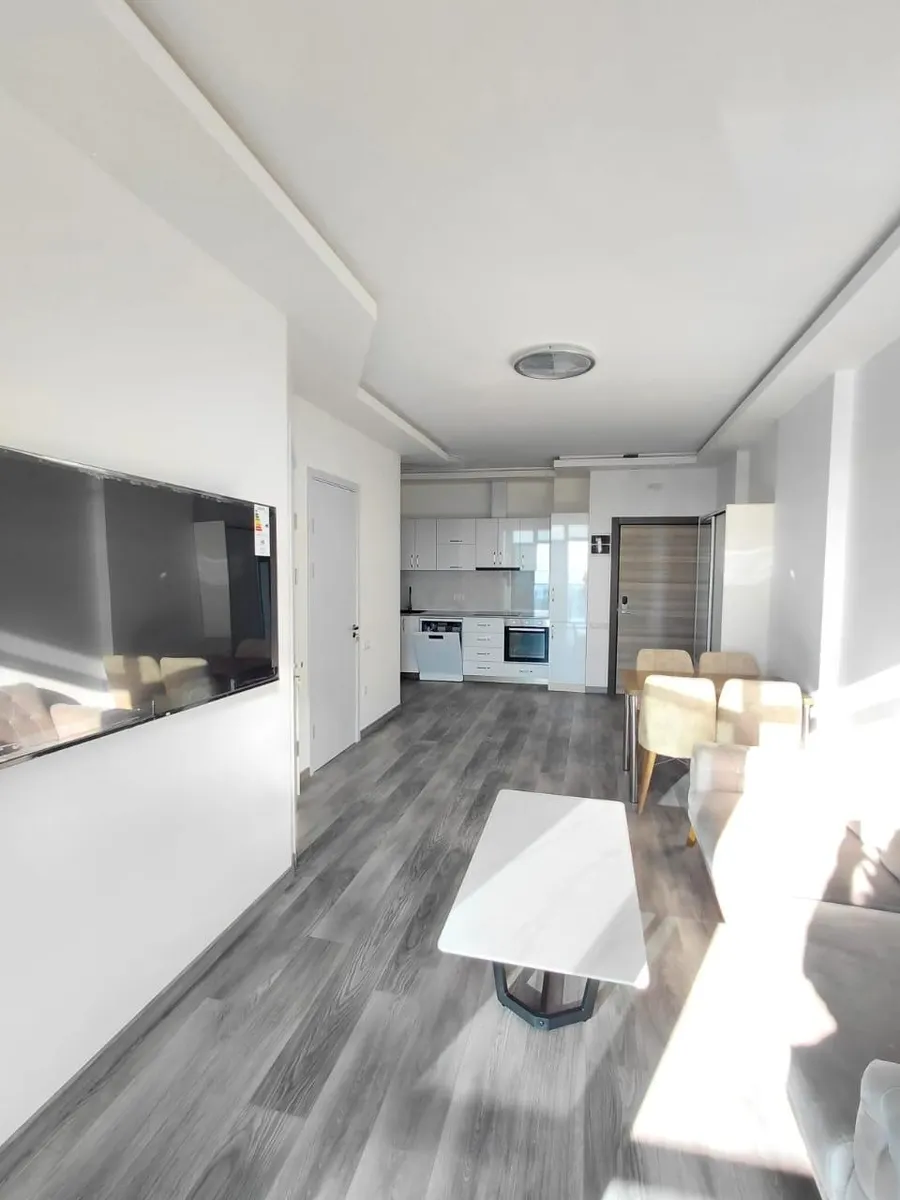 Квартира, 2-комн., 50 м², Metro City Residence