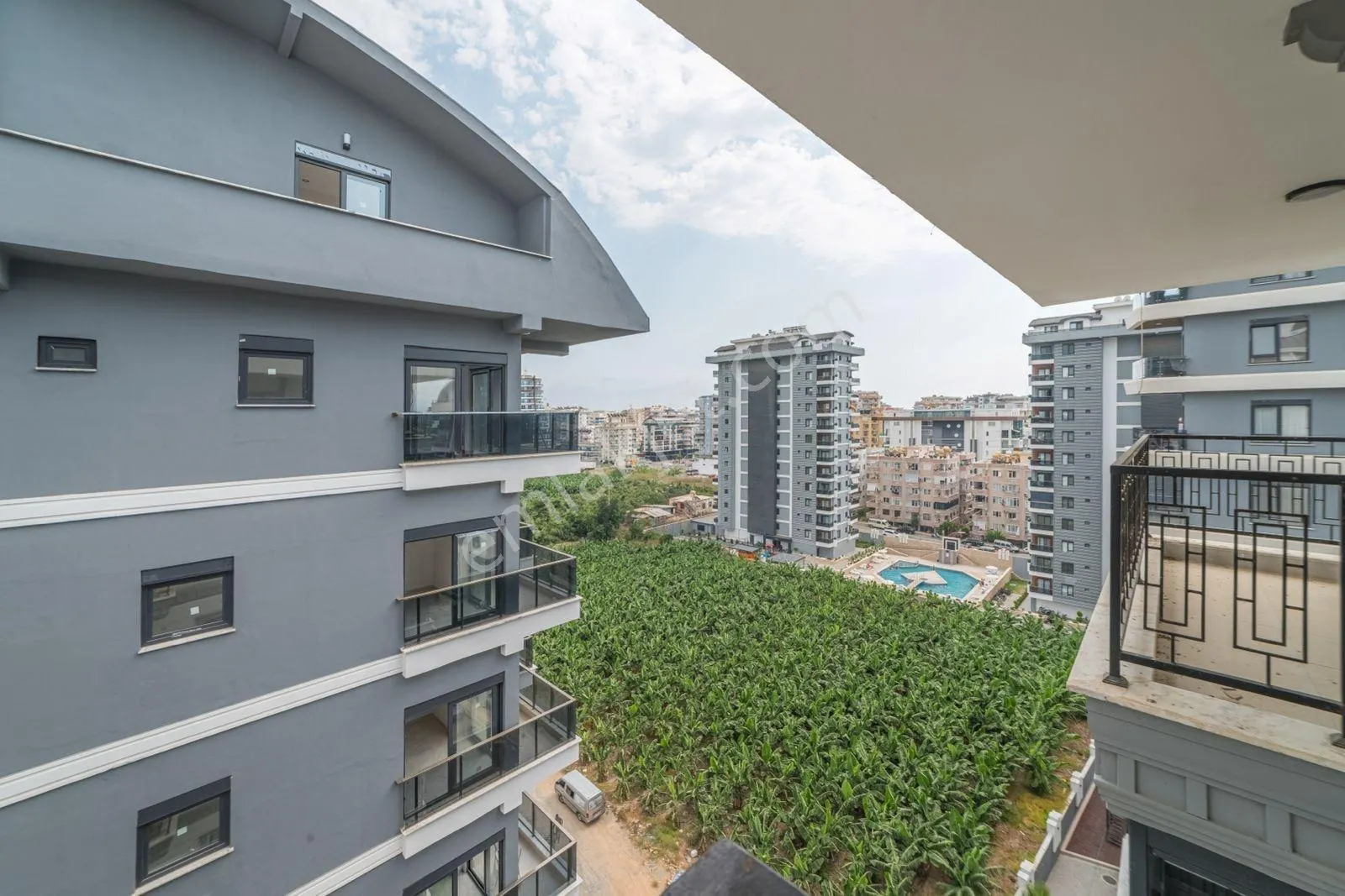 Apartment, 3-room, 120 m²