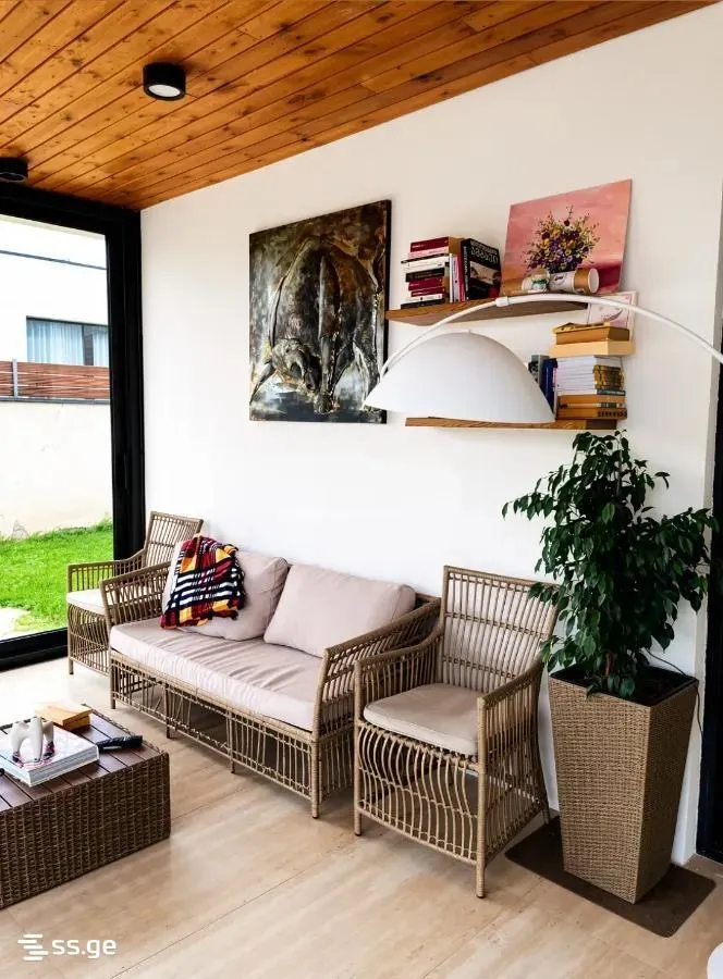 Дом, 5-комн., 750 м²