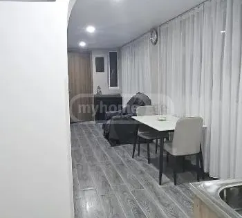 Apartment, 4-room, 85 m²