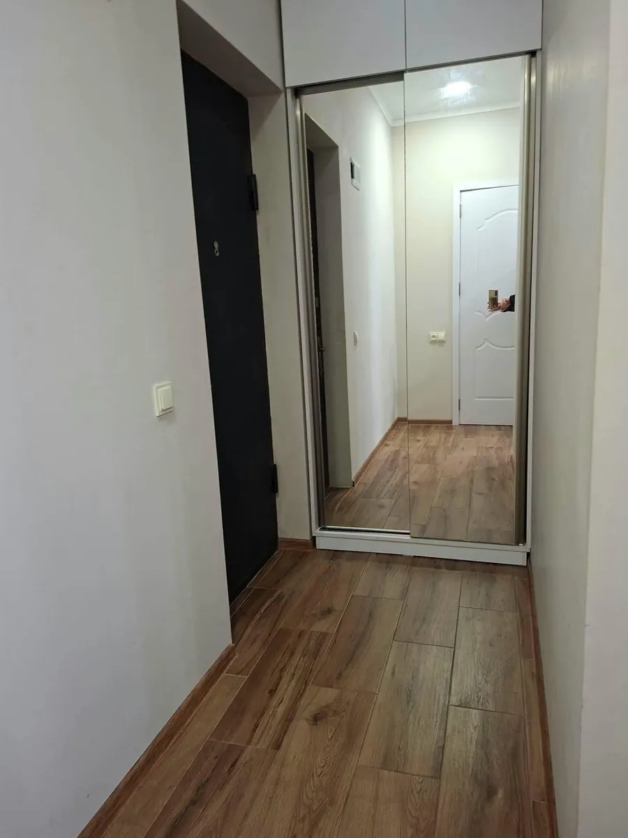 Квартира, 3-комн., 57 м²