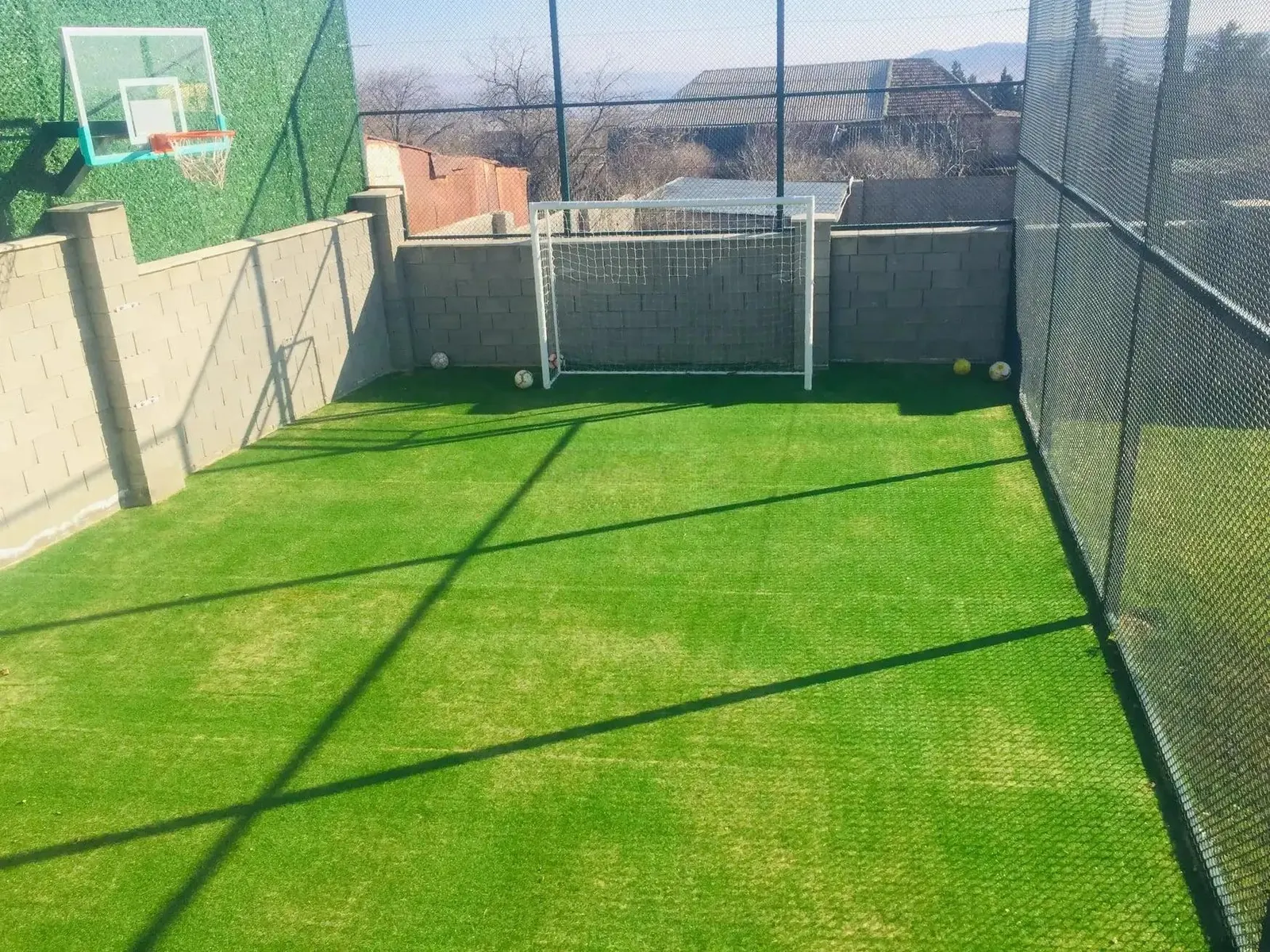Дом, 8-комн., 350 м²