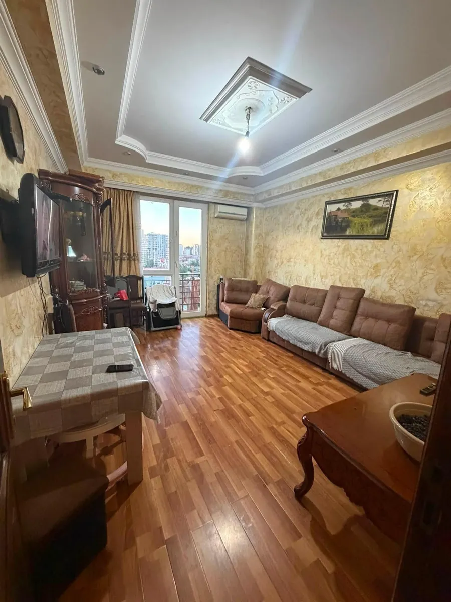 Apartment, 3-room, 70 m²