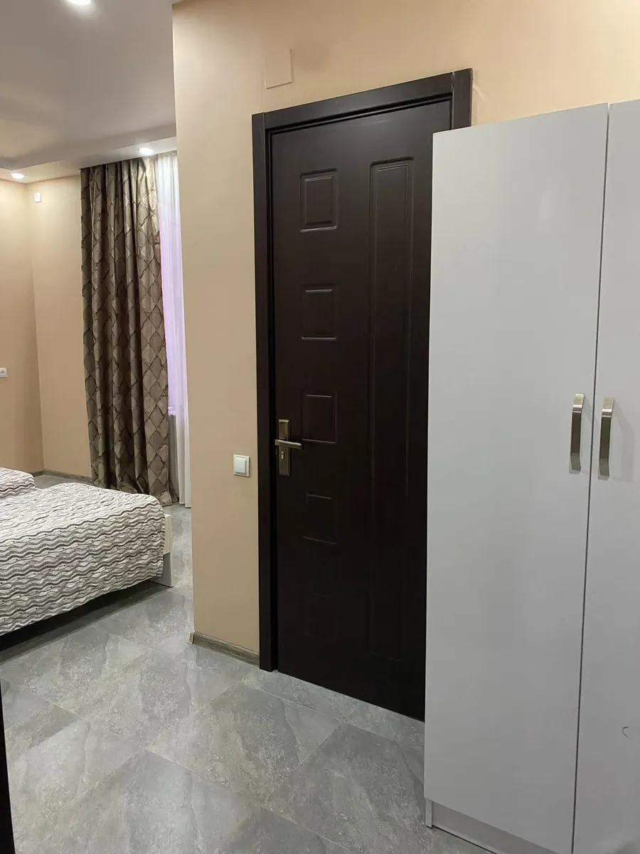 House, 5-room, 460 m²