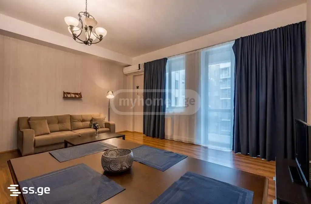 Квартира, 5-комн., 180 м²