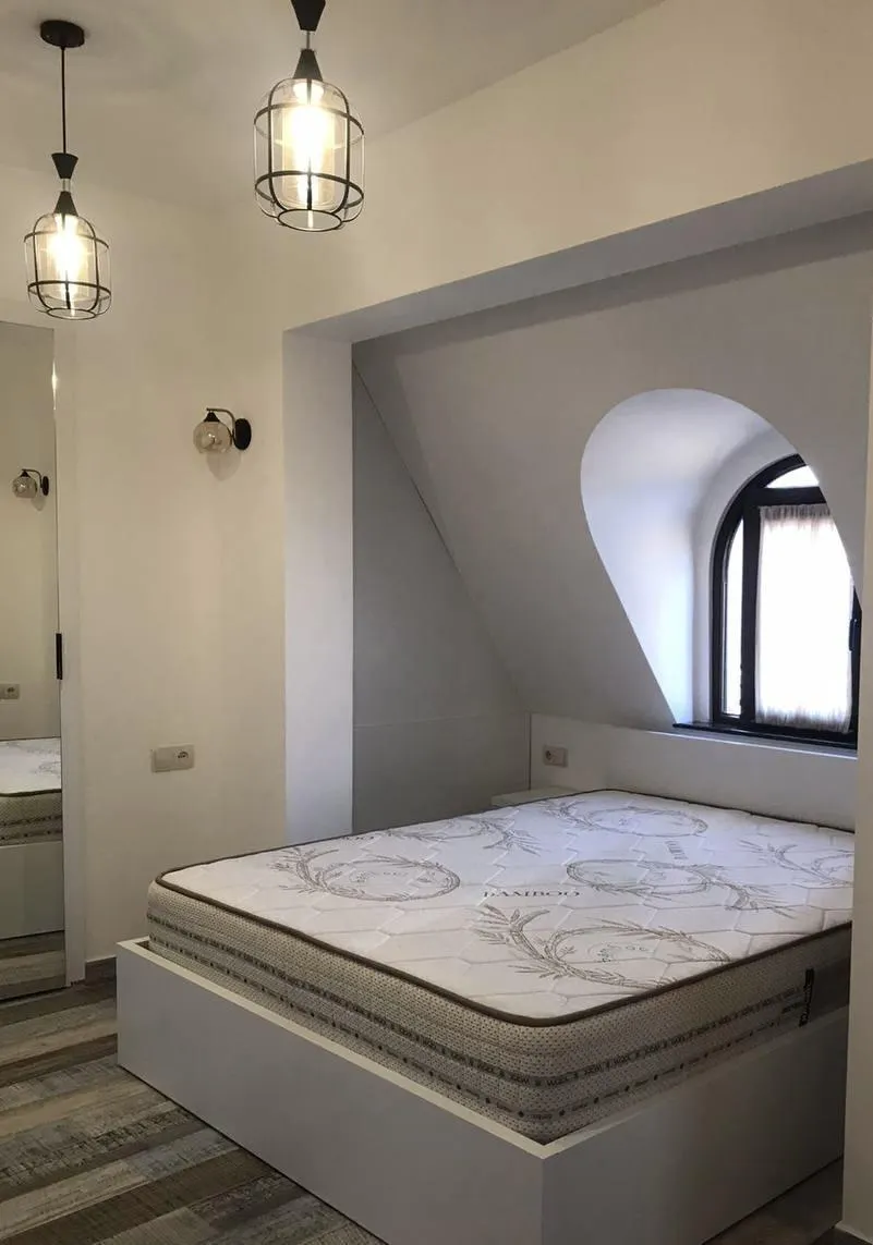 Квартира, 3-комн., 80 м²