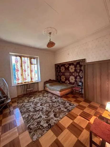 Дом, 5-комн., 800 м²