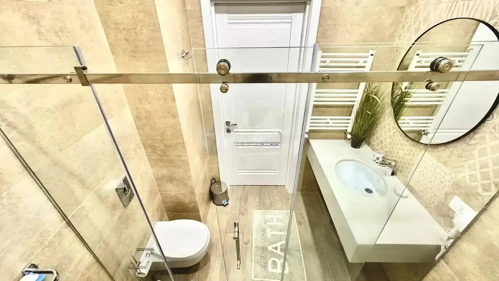 Квартира, 3-комн., 115 м²