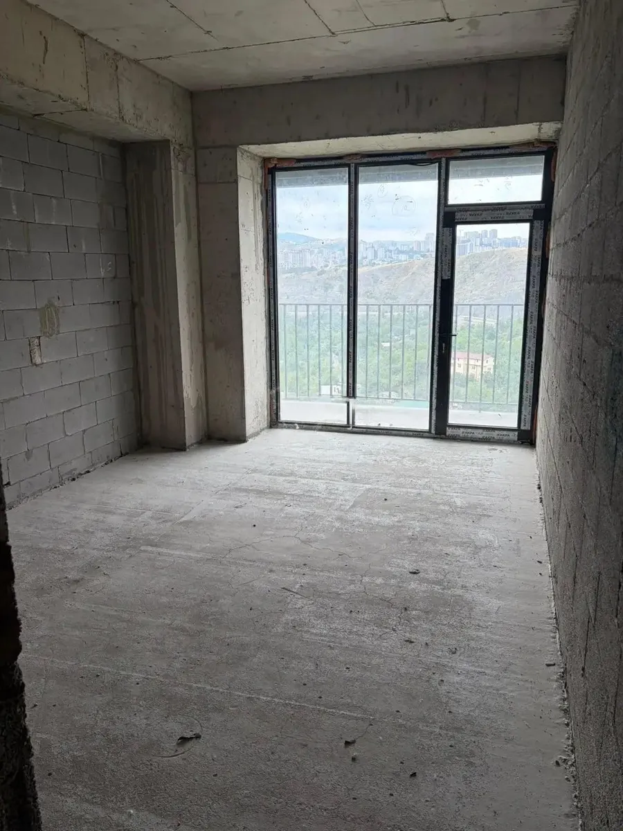 Квартира, 4-комн., 177 м²