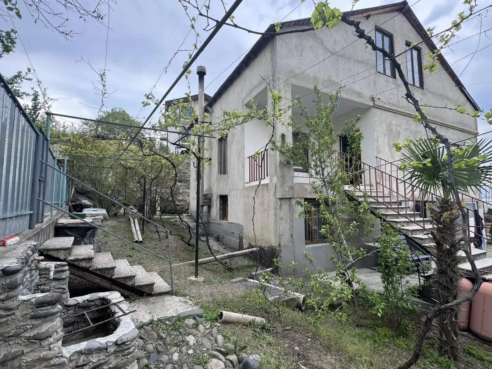 Дом, 7-комн., 895 м²