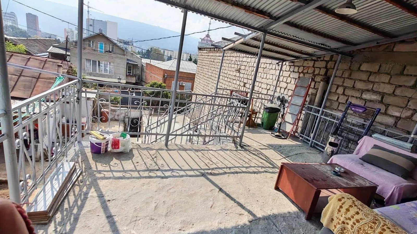 House, 5-room, 231 m²