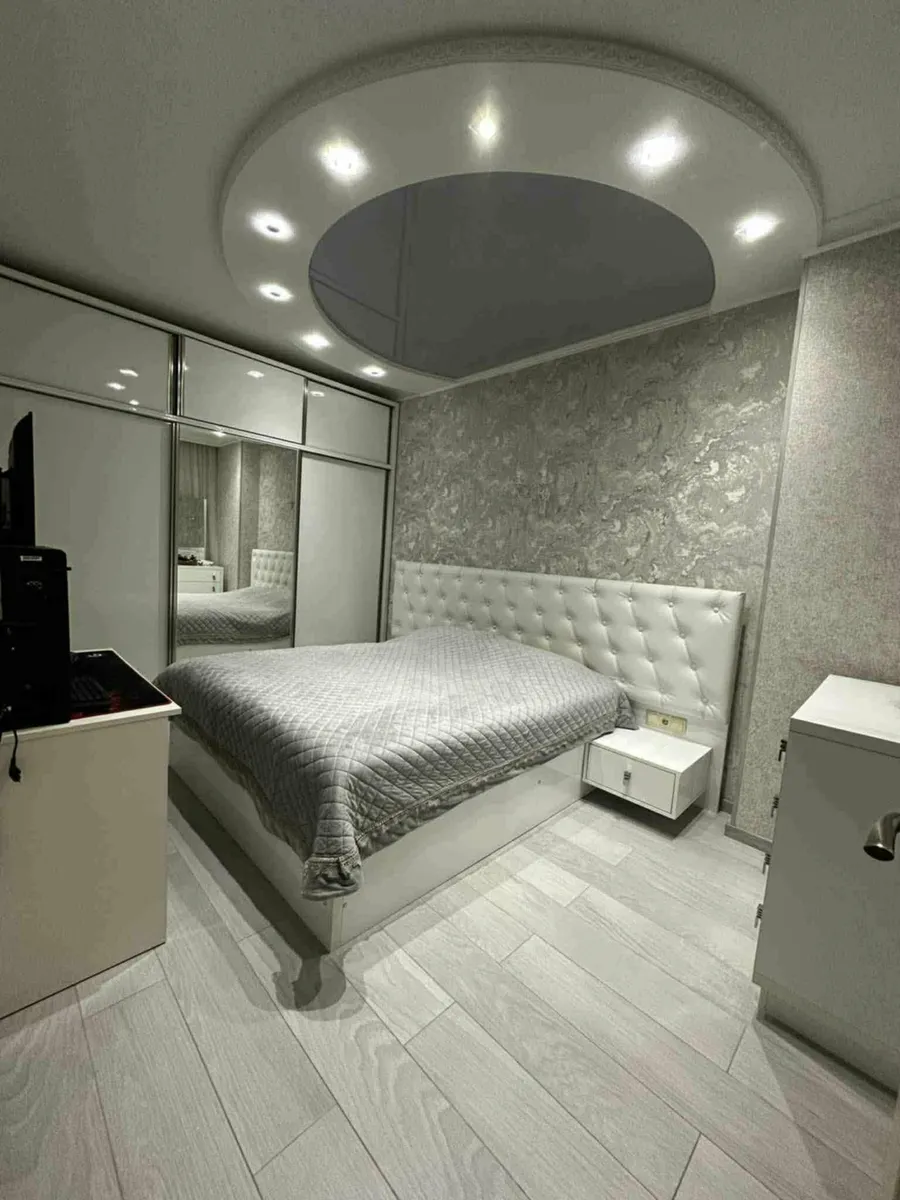 Квартира, 3-комн., 76 м²