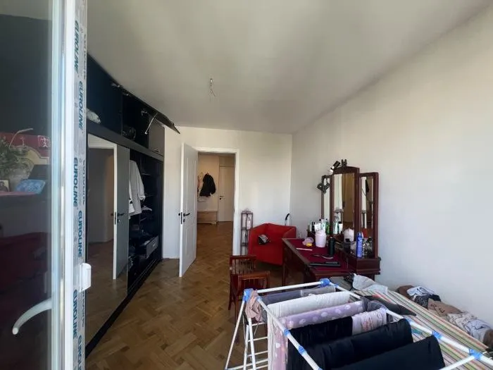 Квартира, 4-комн., 137 м²