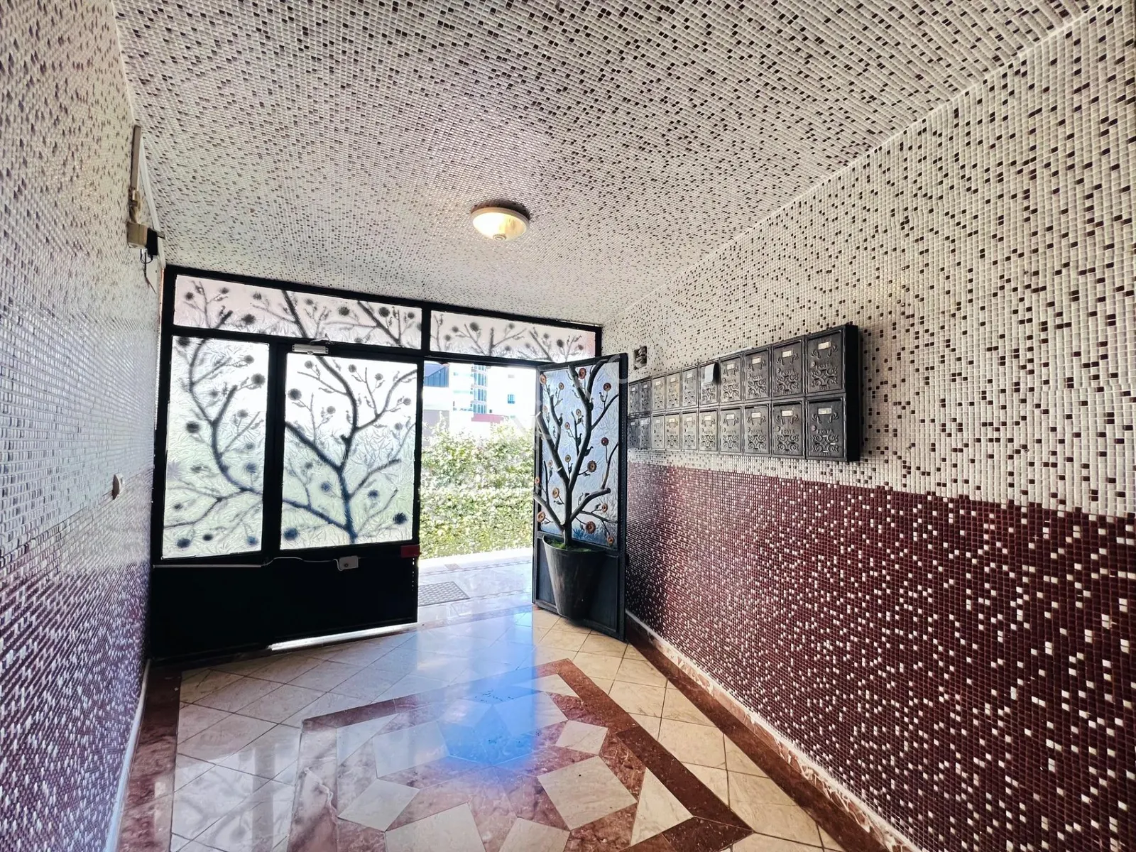 Apartment, 3-room, 135 m²