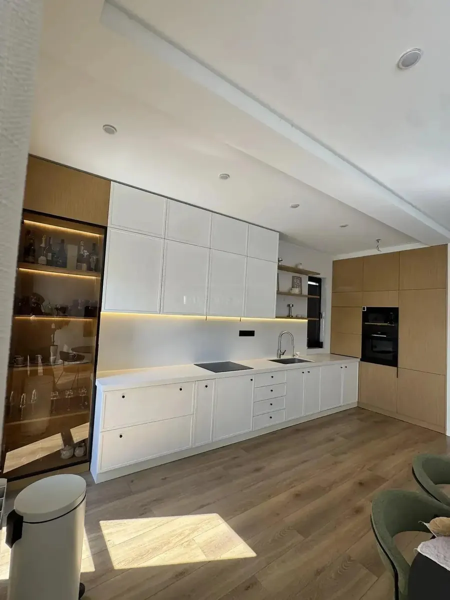 Дом, 5-комн., 160 м²