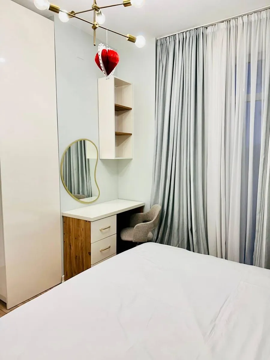 Квартира, 3-комн., 90 м²